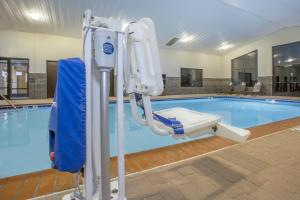 holiday inn express berea by ihg