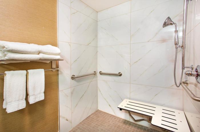 holiday inn express berea by ihg