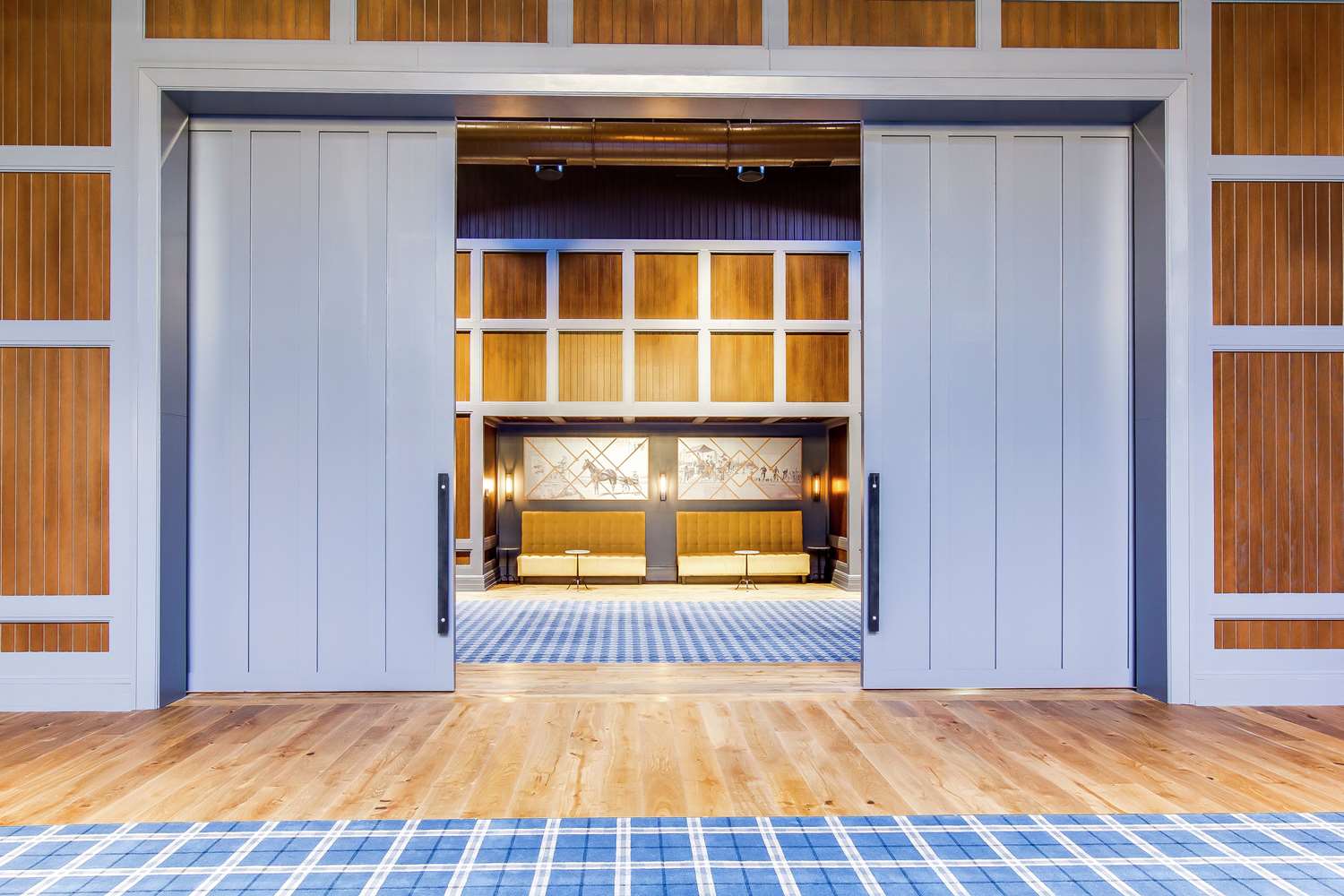 the campbell house lexington curio collection by hilton
