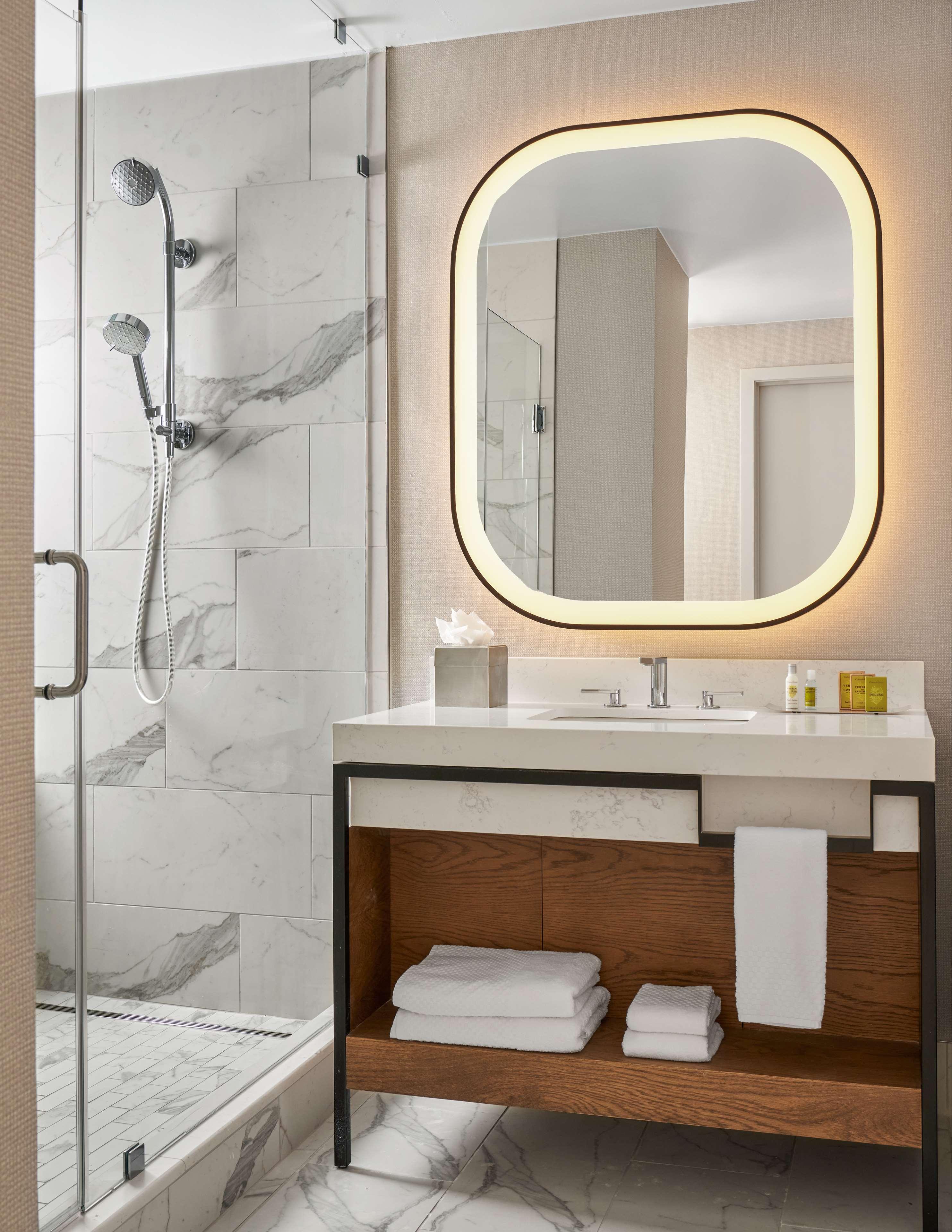 doubletree by hilton hotel dallas love field