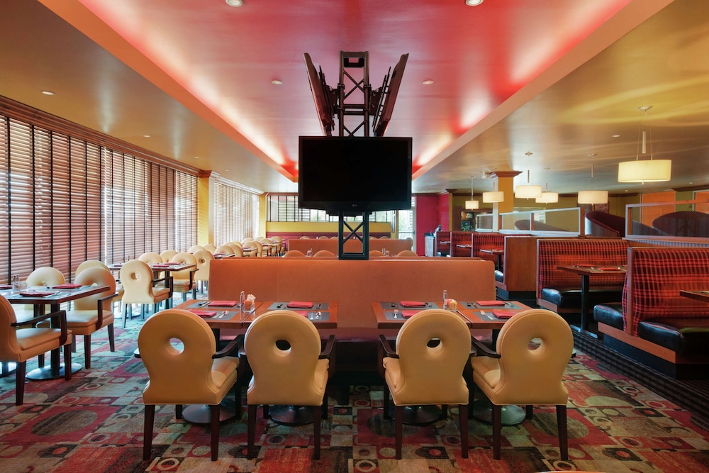 doubletree by hilton hotel dallas love field