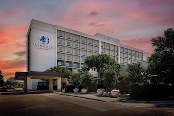 doubletree by hilton hotel dallas love field