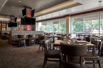 doubletree by hilton hotel dallas love field
