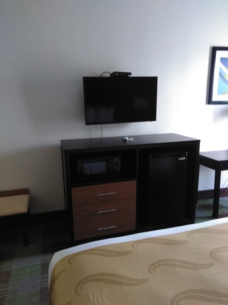 quality inn and suites
