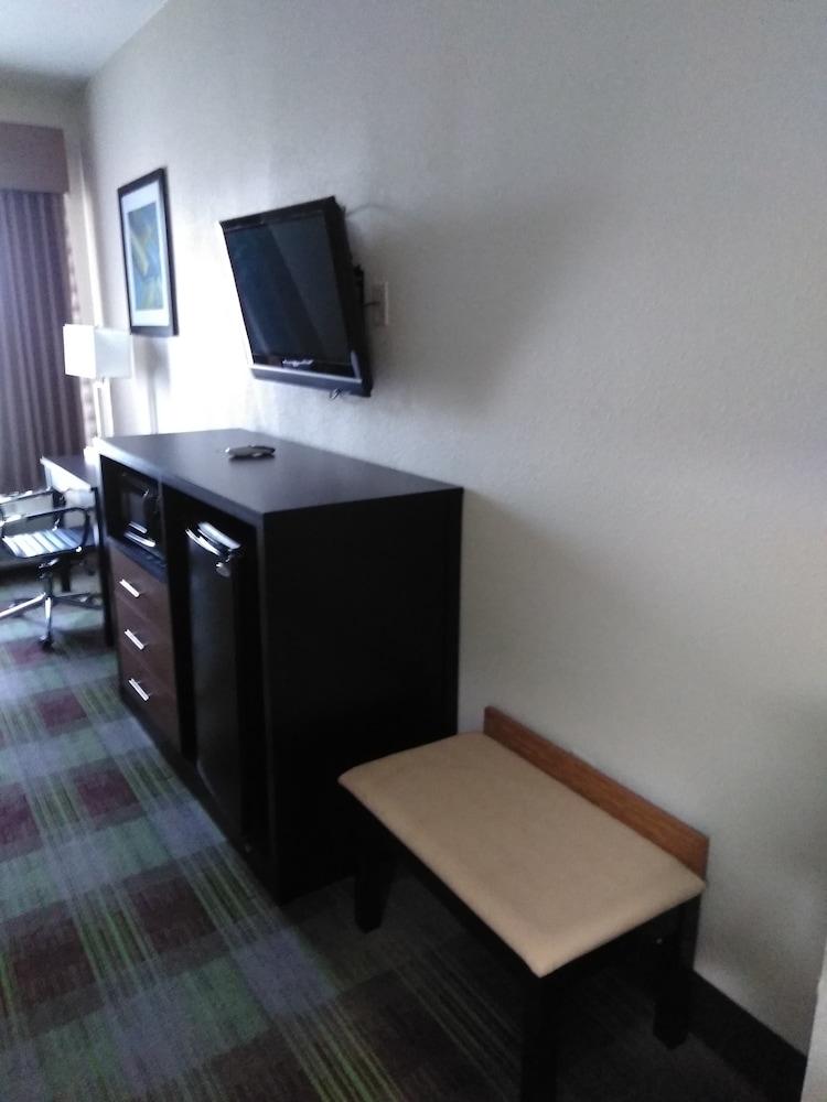 quality inn and suites