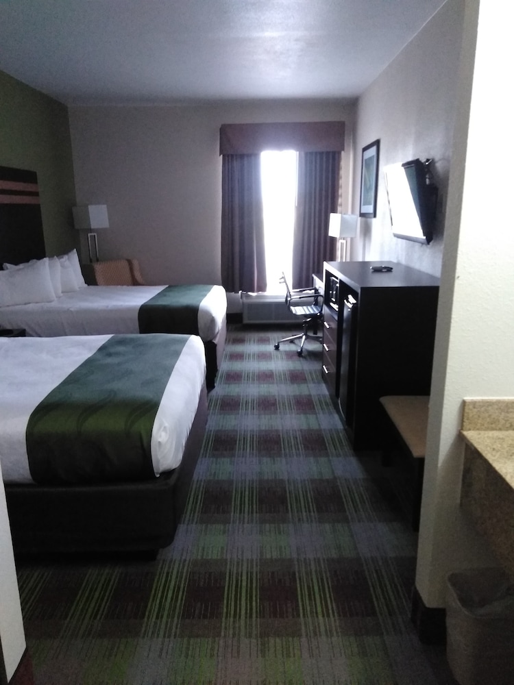 quality inn and suites