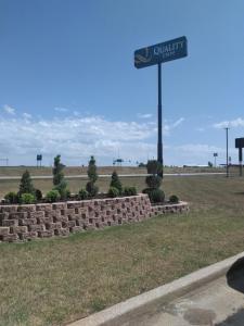 quality inn and suites