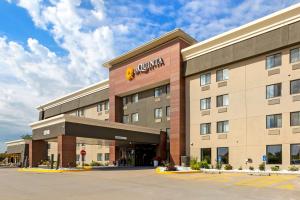 La Quinta Inn Des Moines-Clive,Near Clive Aquatic Center,3 star