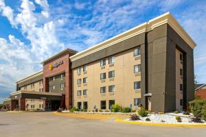 La Quinta Inn Des Moines-Clive,Near Clive Aquatic Center,3 star