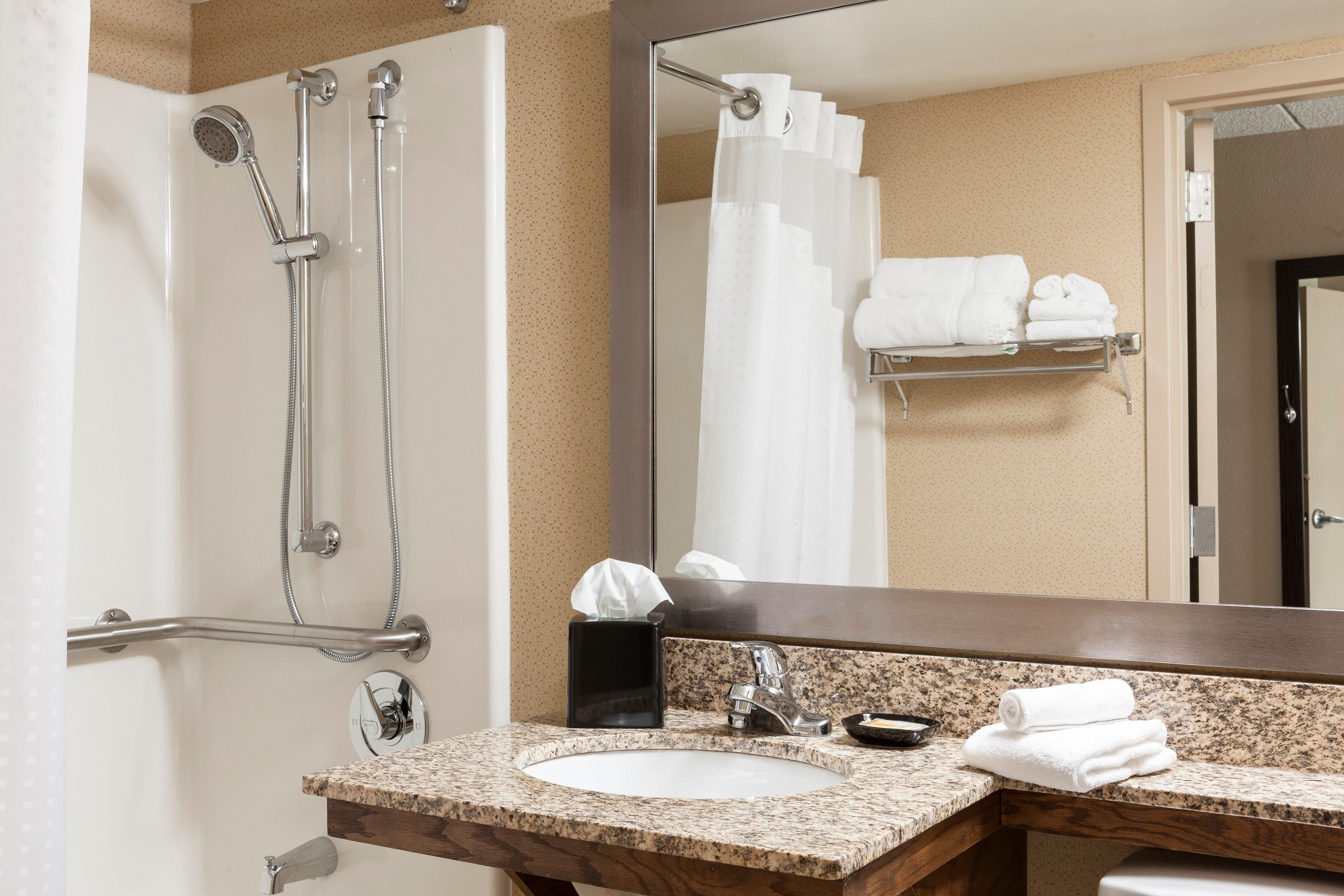holiday inn hotel and suites des moines northwest