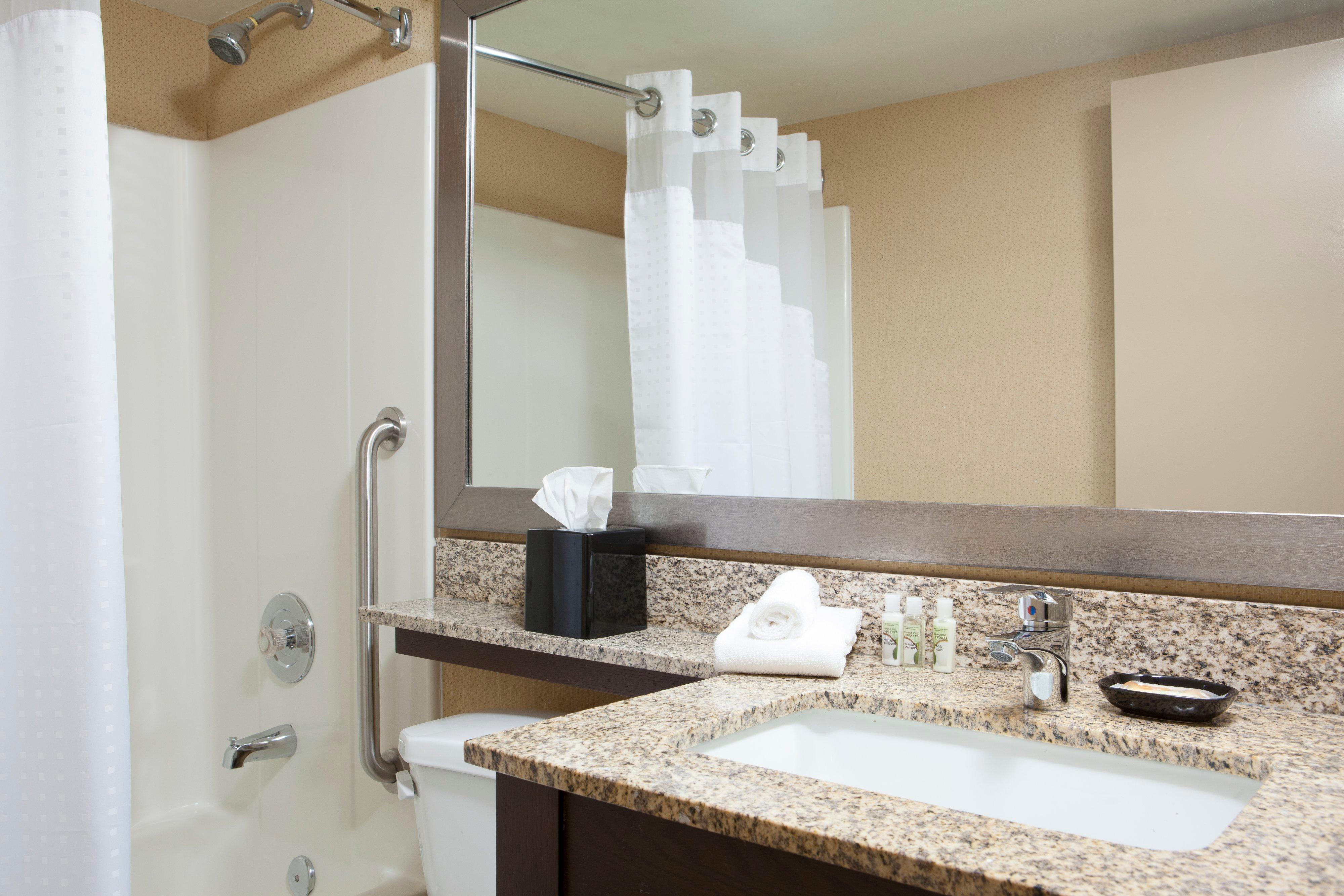 holiday inn hotel and suites des moines northwest