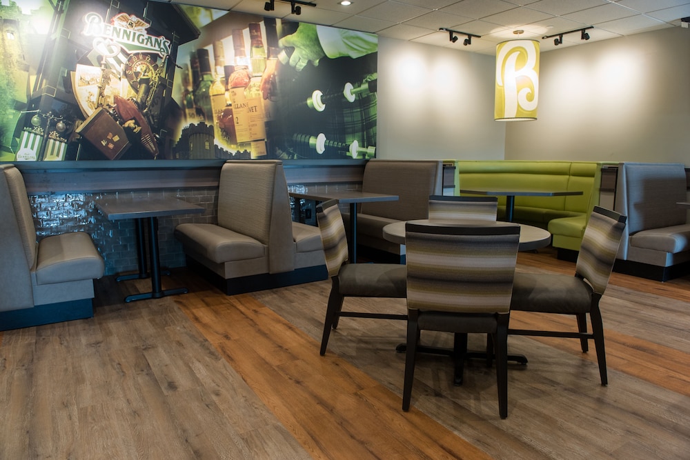 holiday inn hotel and suites des moines northwest