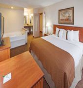 holiday inn hotel and suites des moines northwest