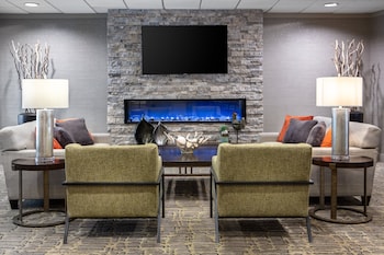holiday inn hotel and suites des moines northwest