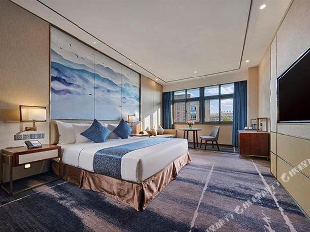 maison new century hotel