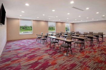 home2 suites by hilton shepherdsville louisville south