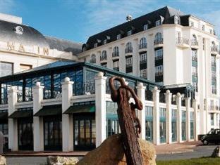 Sowell Hotels Le Beach,Near Barriere Casino Trouville,4 star