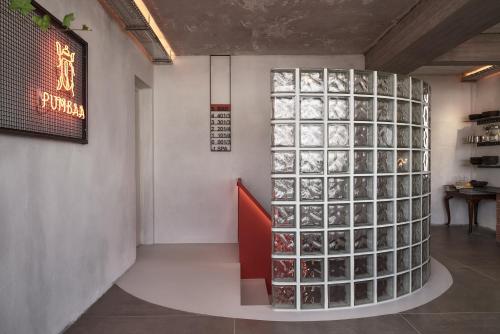 the newel metaxourgeio