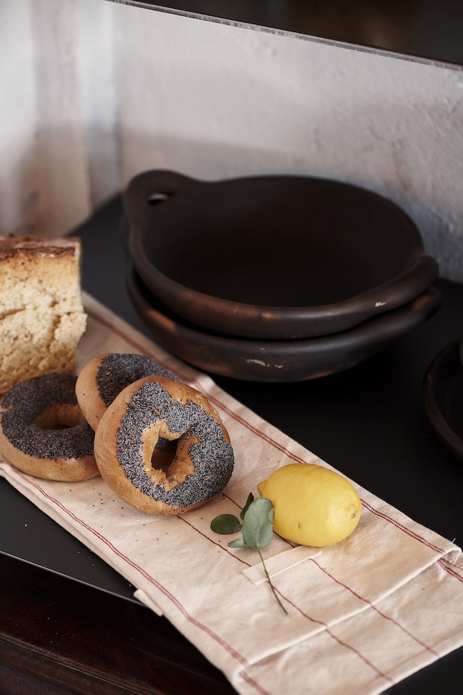 the newel metaxourgeio