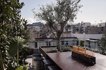 the newel metaxourgeio