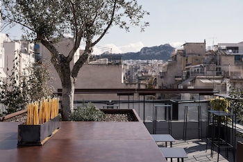 the newel metaxourgeio