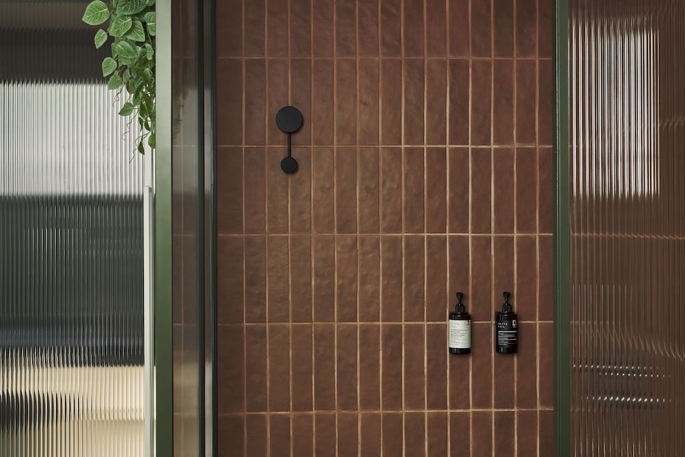 the newel metaxourgeio