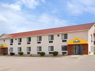 econo lodge inn and suites