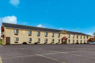 econo lodge inn and suites