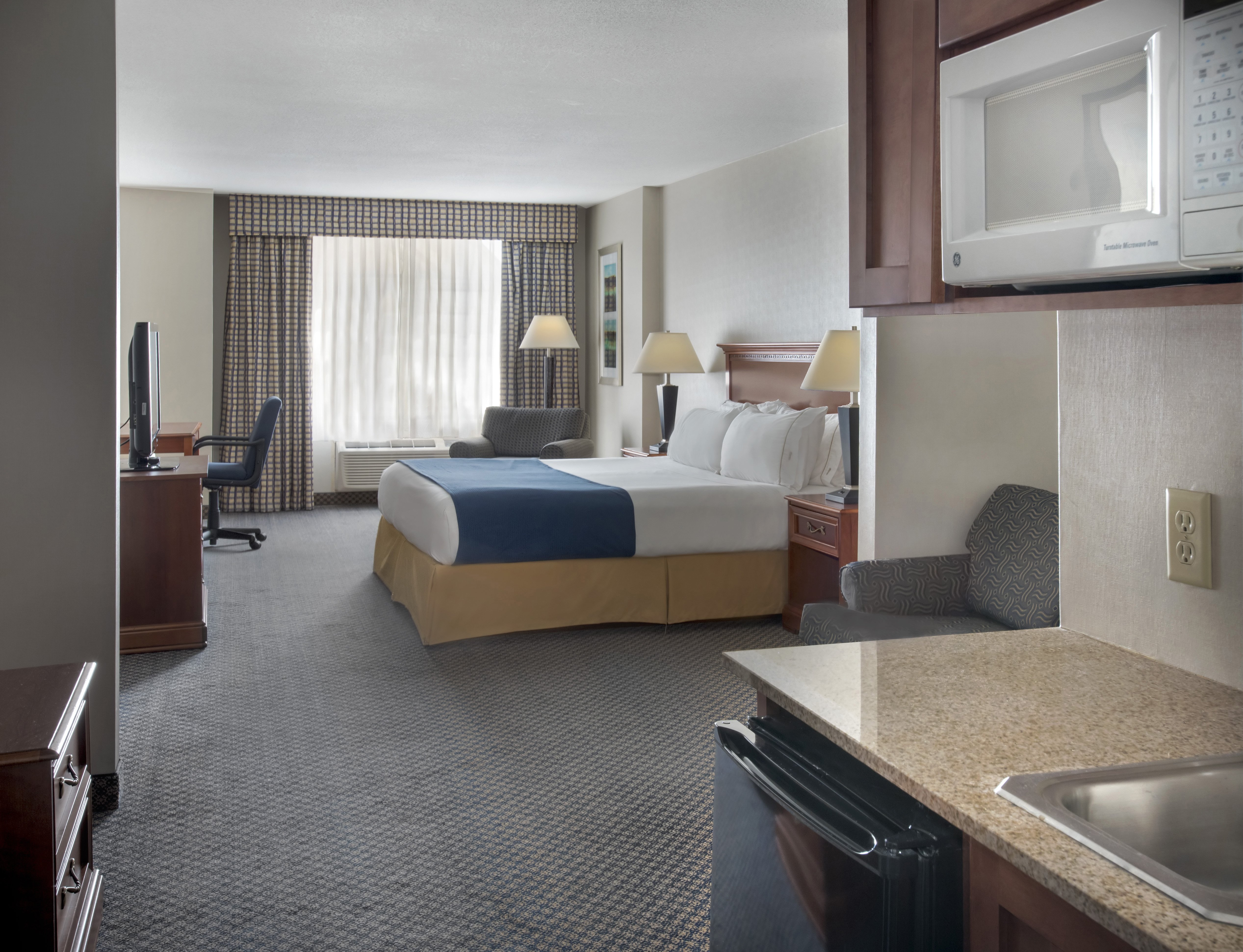 holiday inn express and suites east greenbush albany skyline by ihg