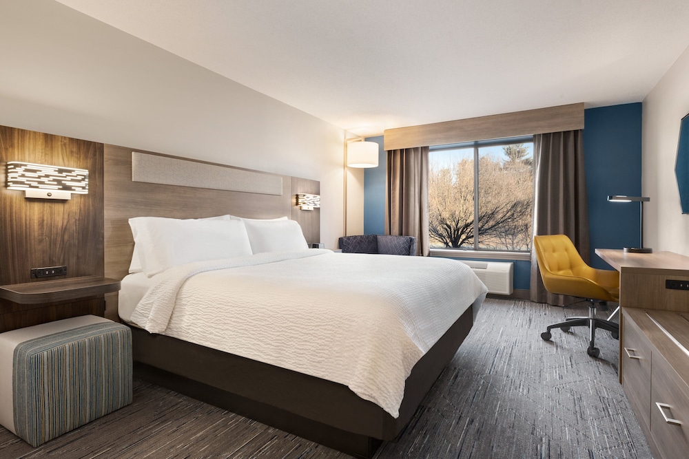 holiday inn express and suites east greenbush albany skyline by ihg