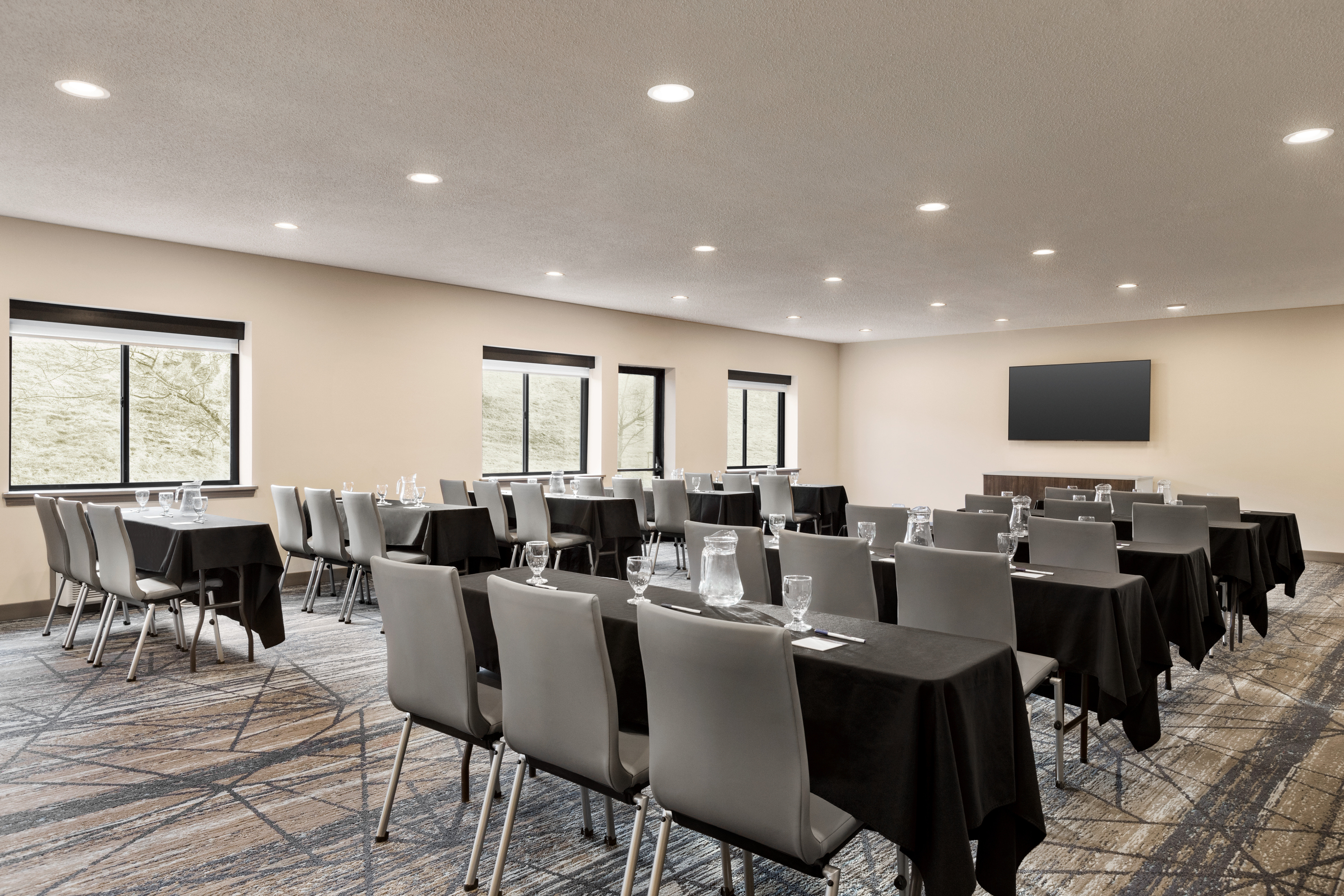 holiday inn express and suites east greenbush albany skyline by ihg