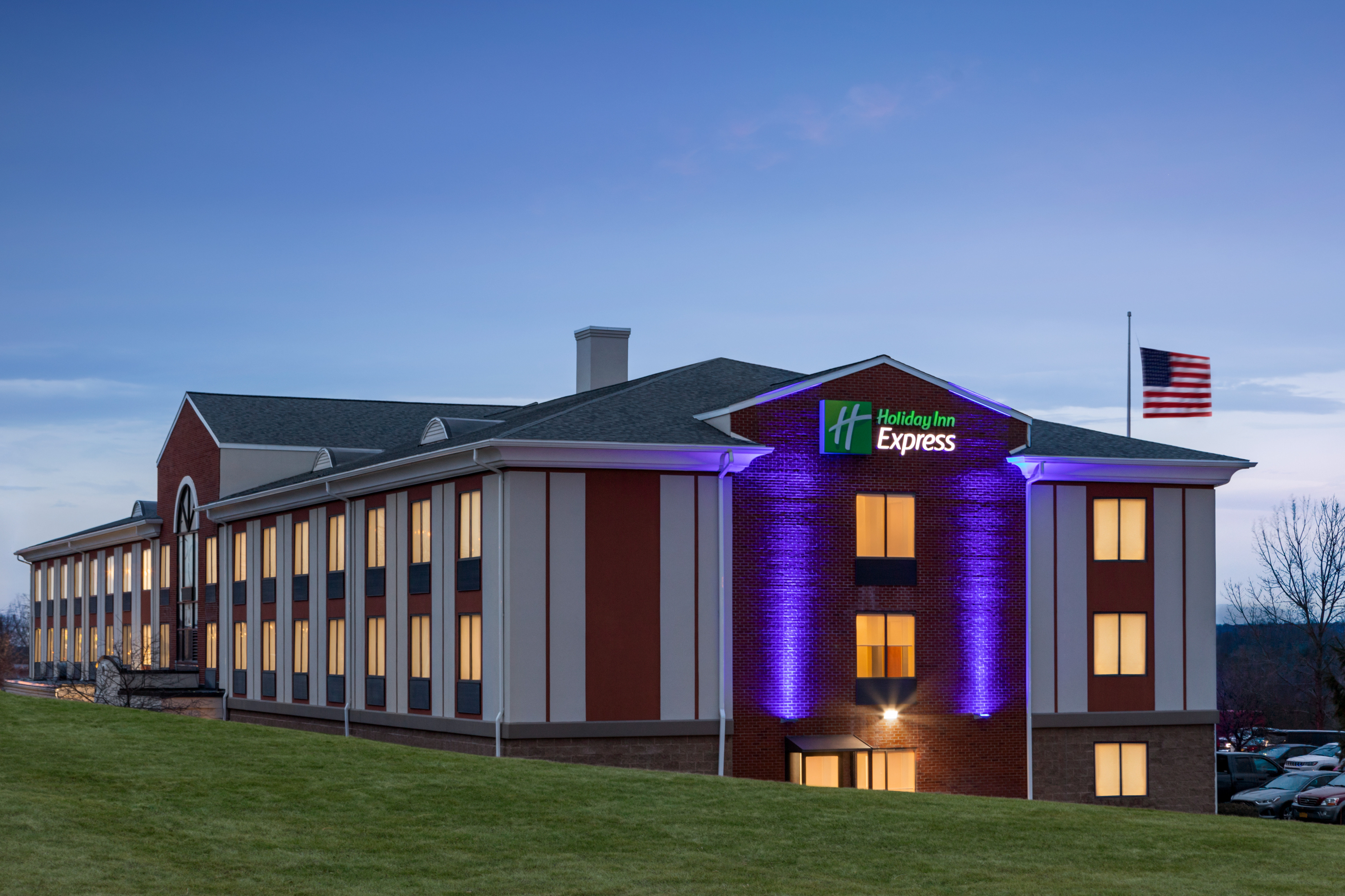 holiday inn express and suites east greenbush albany skyline by ihg