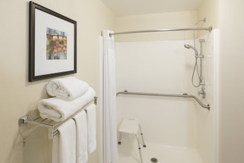 Holiday Inn Express & Suites East Greenbush (Albany-Skyline) By Ihg,East Greenbush>>Albany,3 star