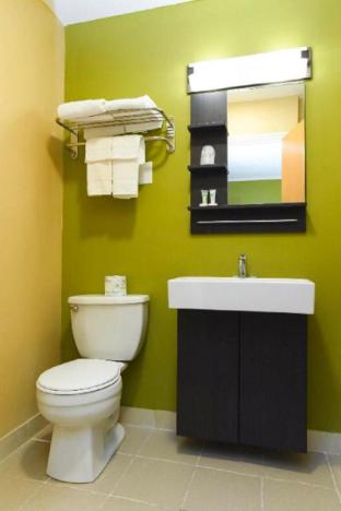 Capital Inn & Suites,East Greenbush>>Albany,2 star