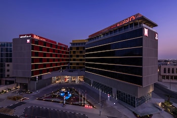 ibis doha