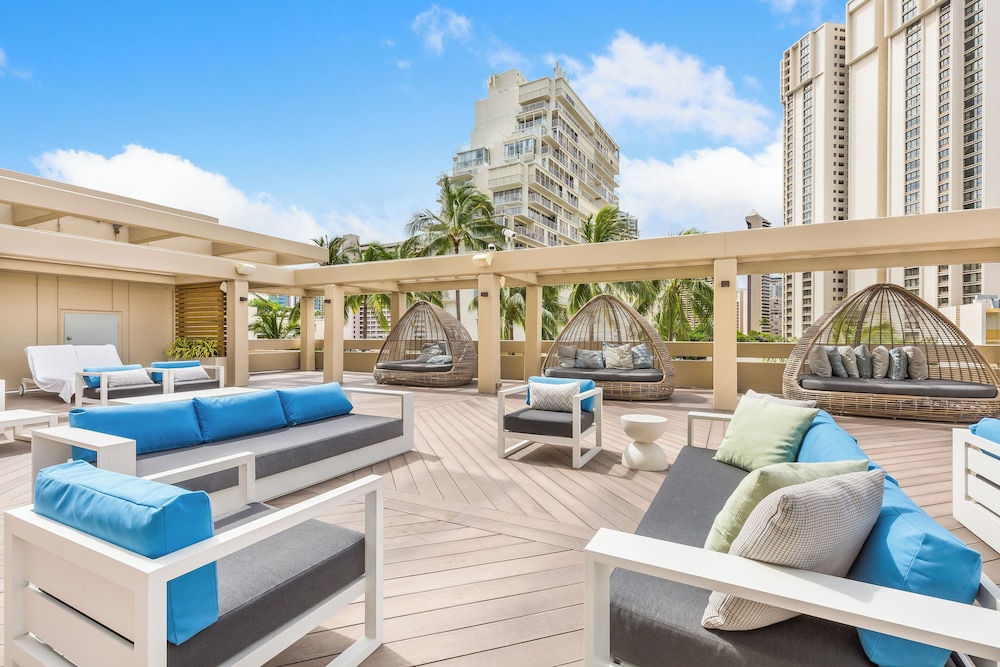 ala moana hotel by hostie