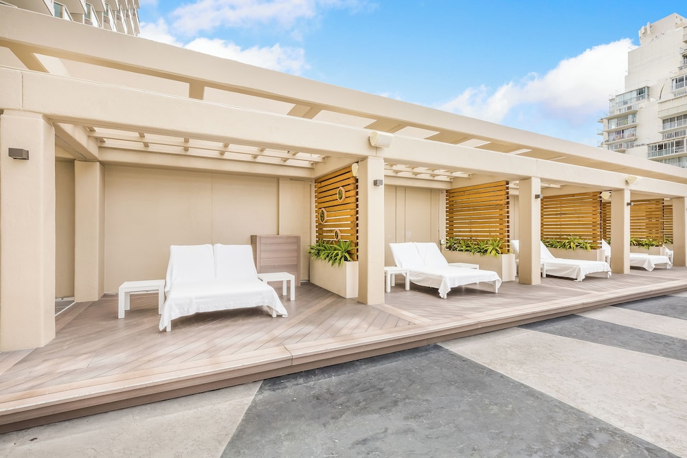 ala moana hotel by hostie