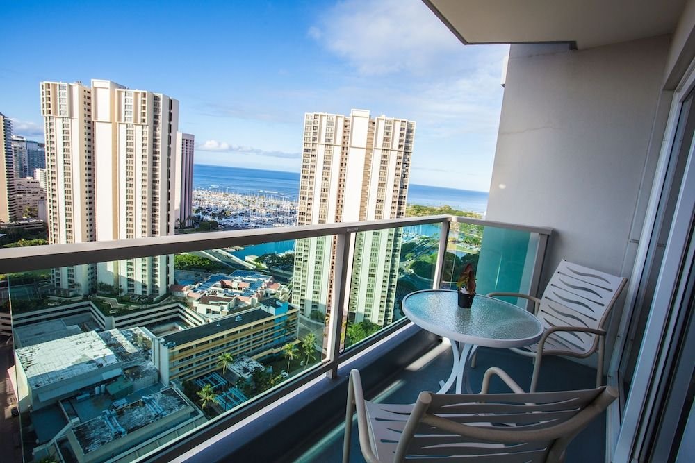 ala moana hotel by hostie