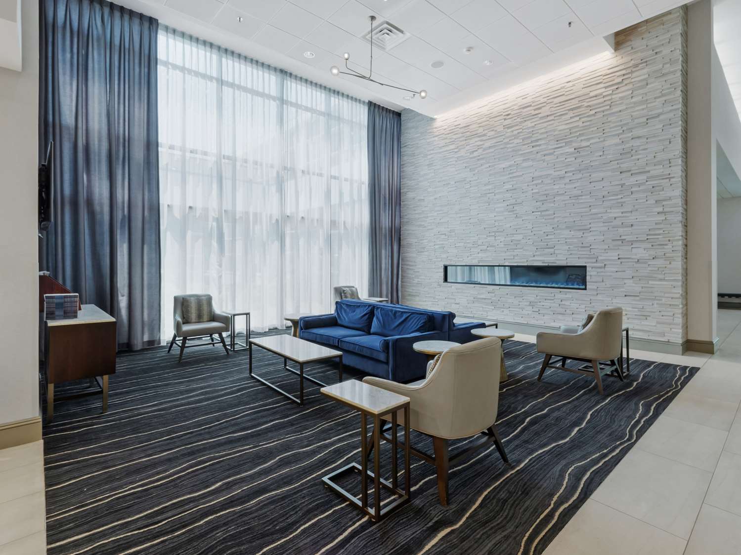 doubletree by hilton hotel charlottesville