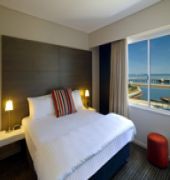 adina apartment hotel darwin waterfront