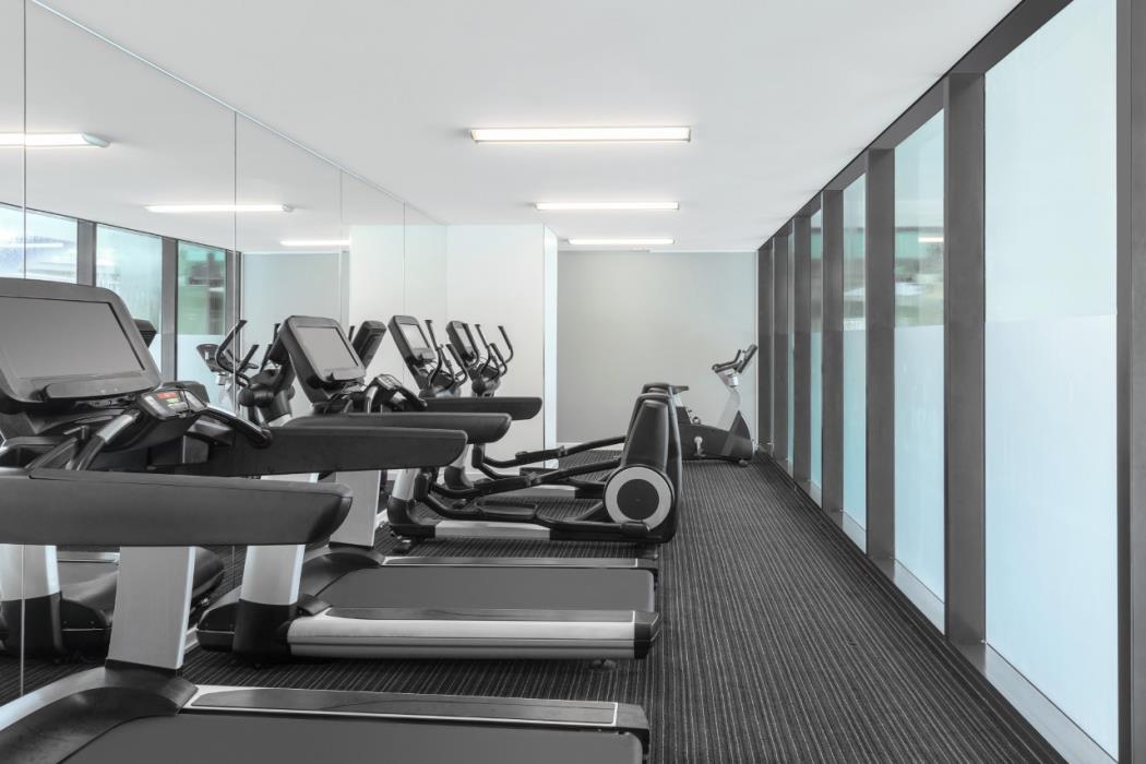 adina apartment hotel darwin waterfront