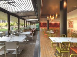 adina apartment hotel darwin waterfront