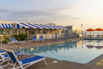 sea crest beach resort