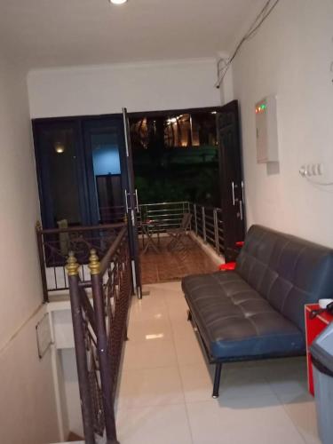 koolkost villa puncak tidar