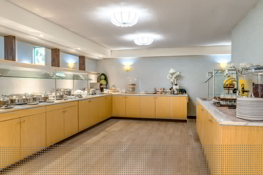 holiday inn hyannis by ihg