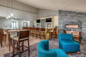 holiday inn hyannis by ihg