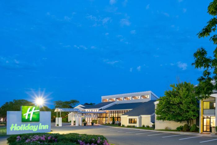 holiday inn hyannis by ihg