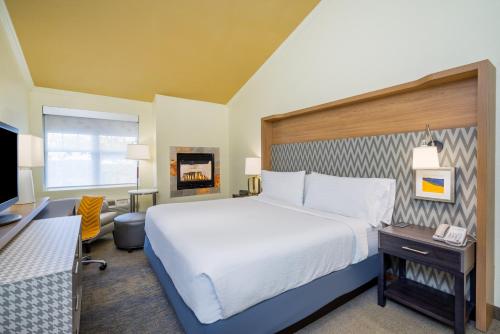 holiday inn hyannis by ihg