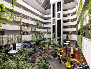novotel darwin cbd