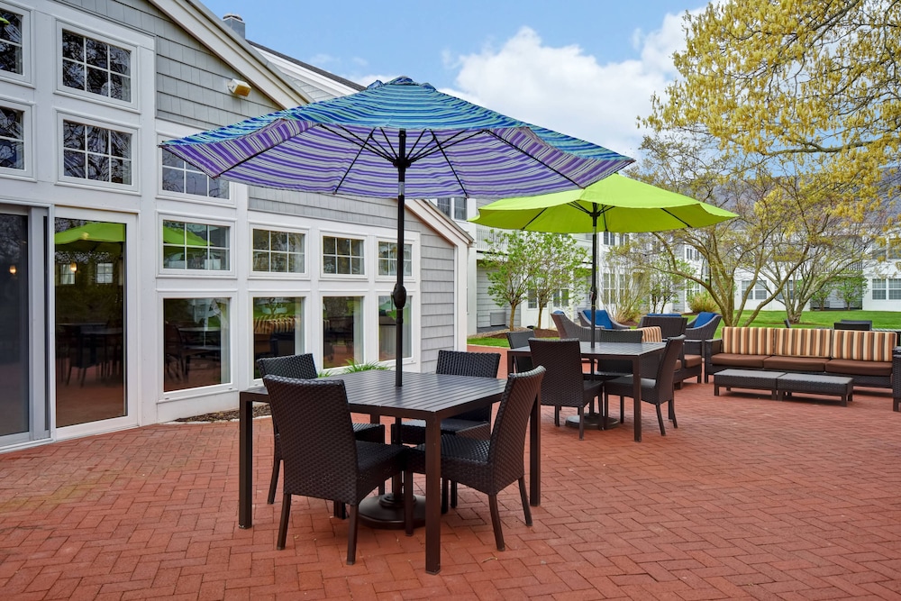 Courtyard By Marriott Cape Cod Hyannis,Barnstable County>>Barnstable,3 star